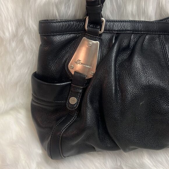 B. Makowsky Leather Shoulder Bag B30 - Picture 6 of 12